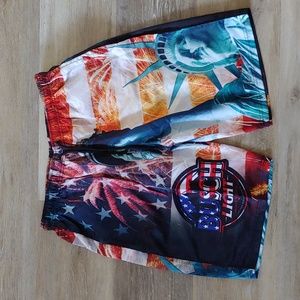 NWOT Busch Light Graphic Print Men's Swim Trunks Size M
